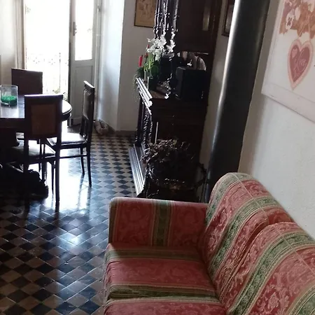 Mit Zauberhaftem Blick Auf Schloss By Interhome Apartmán *