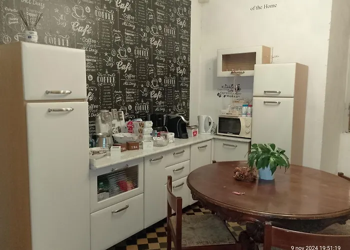 Lägenhet Mit Zauberhaftem Blick Auf Schloss By Interhome *