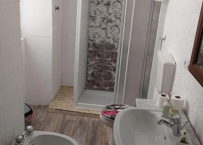 Mit Zauberhaftem Blick Auf Schloss By Interhome Compiano